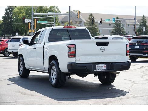 Used 2024 Nissan Frontier S w/ S Utility Package image 5