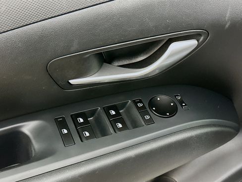 Used 2025 Hyundai Tucson SEL image 15