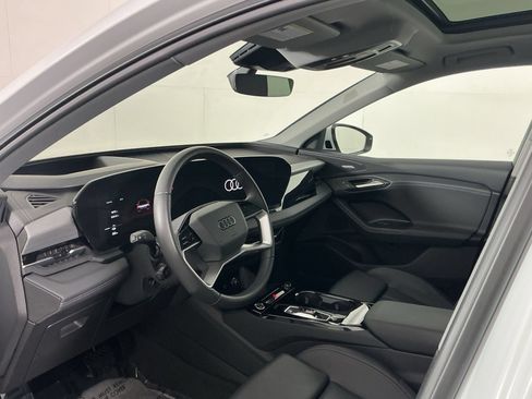 Used 2025 Audi Q6 e-tron Premium Plus w/ Premium Plus AWD/4WD image 11
