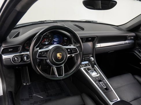 Used 2017 Porsche 911 Carrera image 11