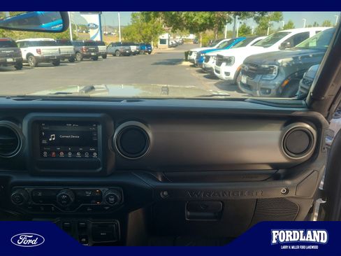 Used 2021 Jeep Wrangler Sport AWD/4WD image 20
