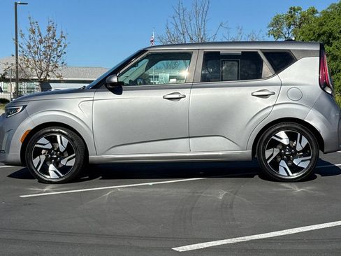 Used 2023 Kia Soul GT-Line w/ GT-Line Technology Package image 14