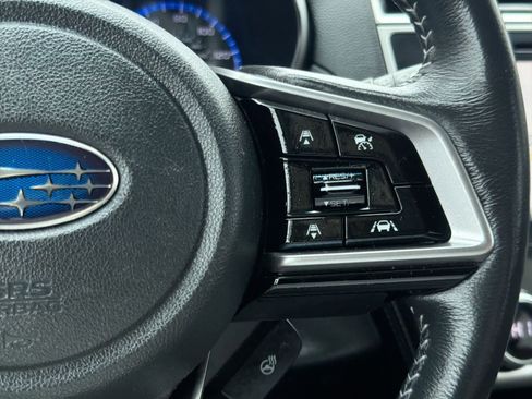 Used 2018 Subaru Outback 2.5i Touring image 27