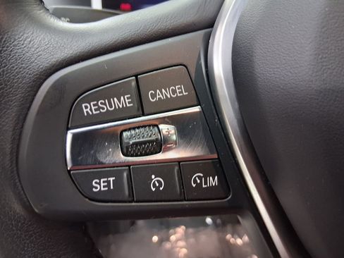 Used 2023 BMW i4 eDrive35 RWD image 16