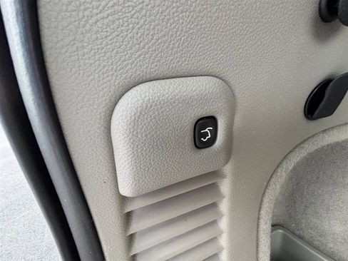 Used 2012 Jeep Grand Cherokee Laredo RWD image 20