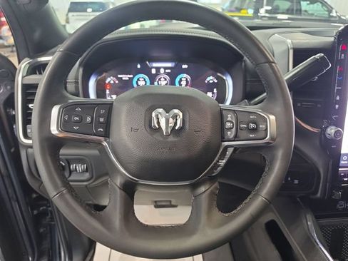 Used 2025 RAM 3500 Laramie AWD/4WD image 20