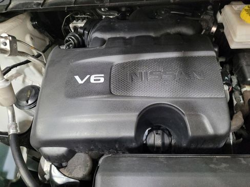 Used 2022 Nissan Pathfinder SL w/ SL Black Package AWD/4WD image 30