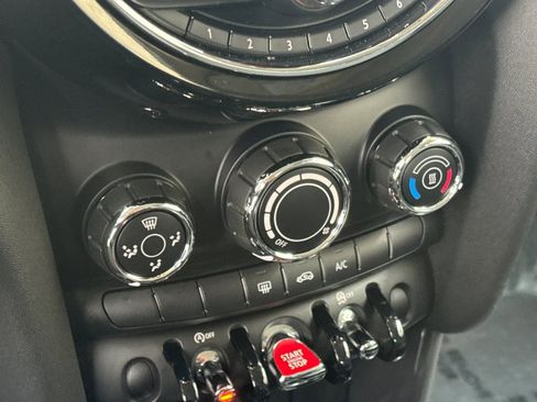 Used 2019 MINI Cooper 2-Door Hardtop image 20