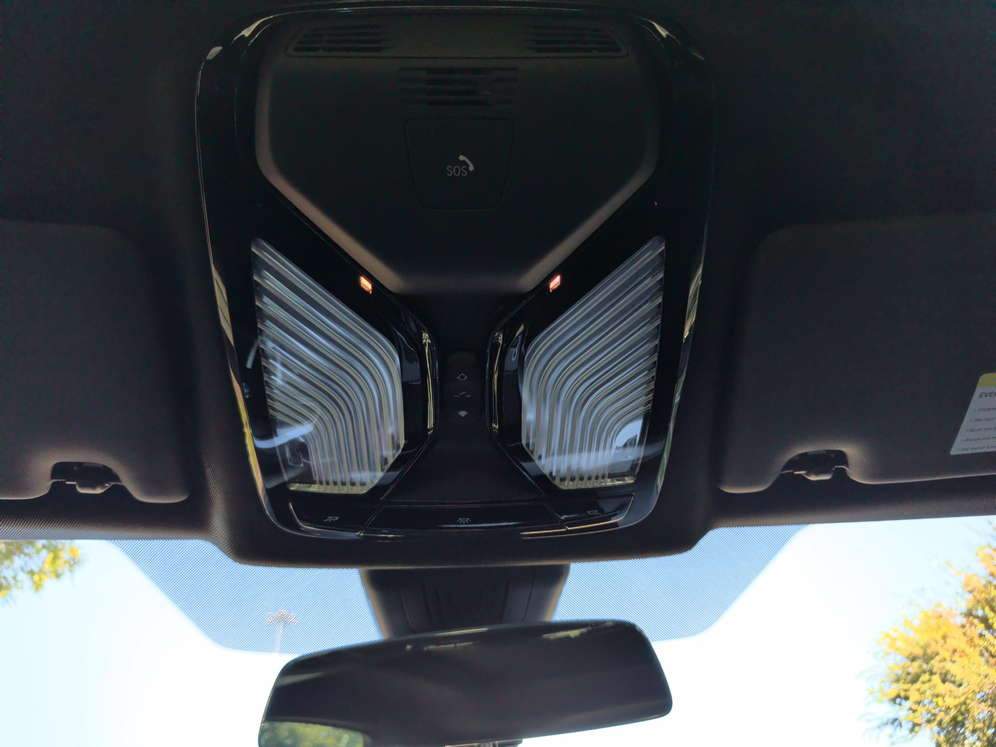 Used 2026 BMW M440i Coupe w/ Premium Package RWD image 32