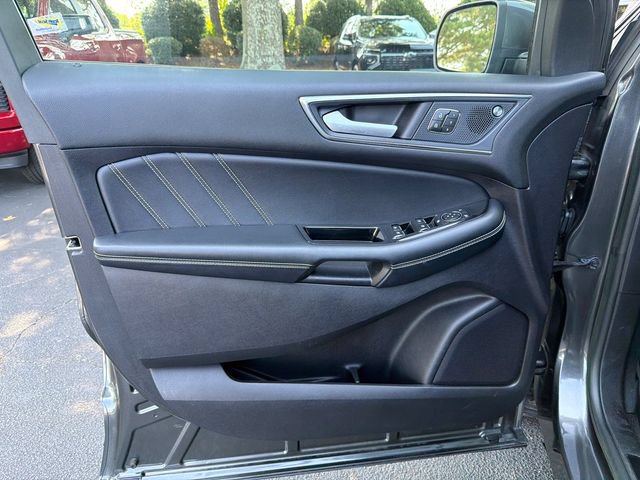 Used 2019 Ford Edge ST w/ Convenience Package AWD/4WD image 10