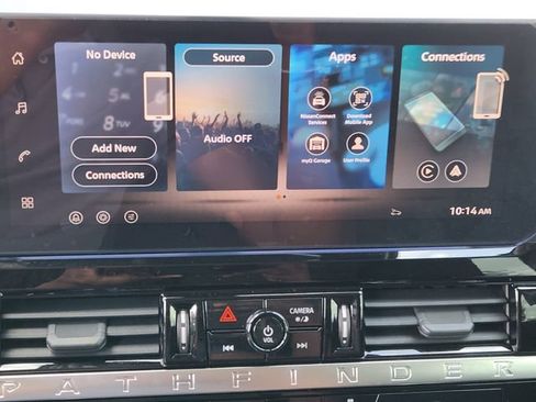Used 2026 Nissan Pathfinder SV w/ SV Premium Package FWD image 18