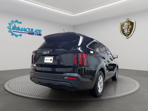 Used 2023 Kia Sorento LX image 5