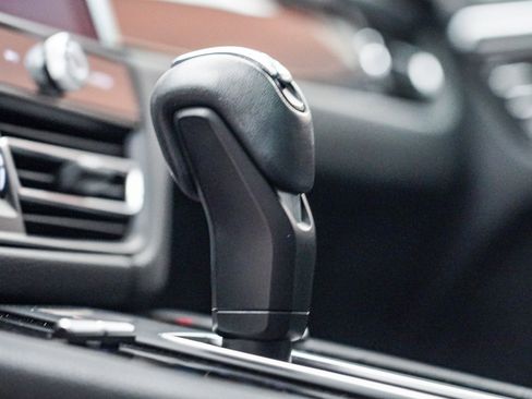 Used 2022 Porsche Macan S image 28