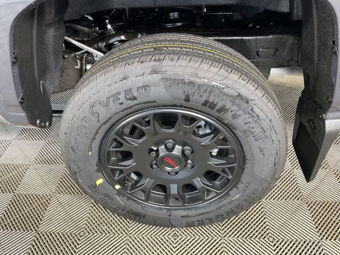 New 2025 Toyota Tacoma SR5 image 5
