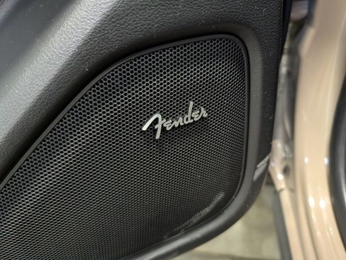 Used 2024 Nissan Frontier PRO-4X w/ Pro Premium Package image 16