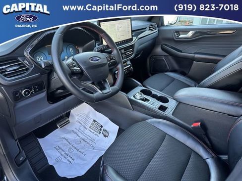 Used 2024 Ford Escape ST-Line Select w/ Tech Pack #2 image 18