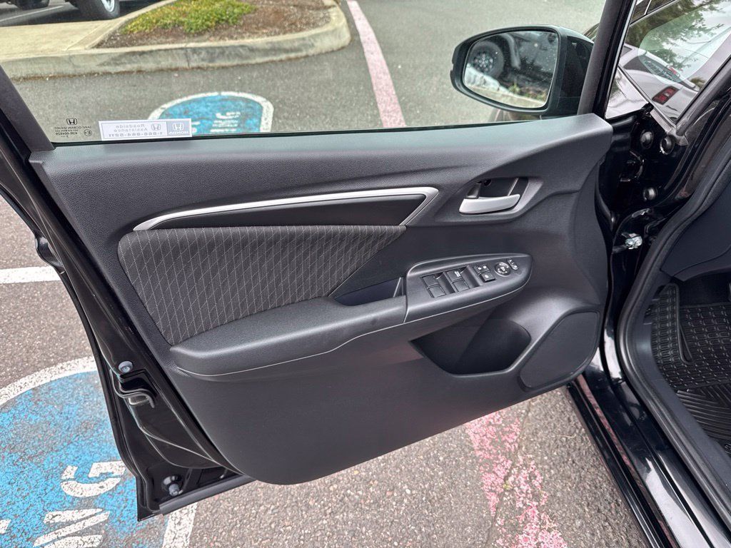 Used 2019 Honda Fit EX image 5