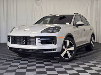 New 2026 Porsche Cayenne E-Hybrid video 1