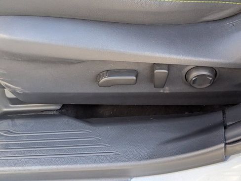 Used 2025 Subaru Outback Onyx Edition image 25