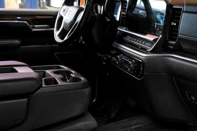 Used 2025 Chevrolet Silverado 2500 LT AWD/4WD image 27