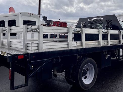 Used 2021 Ford F550 4x4 Regular Cab Super Duty image 3