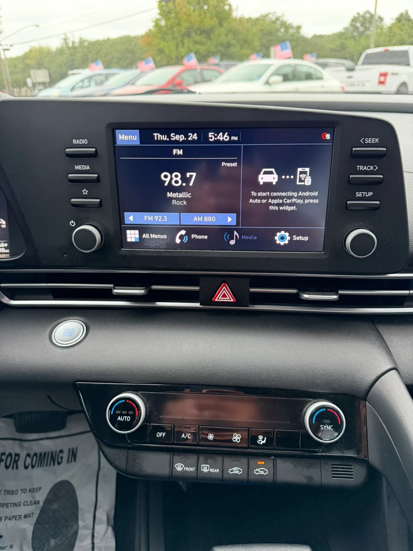 Used 2021 Hyundai Elantra SEL FWD image 14