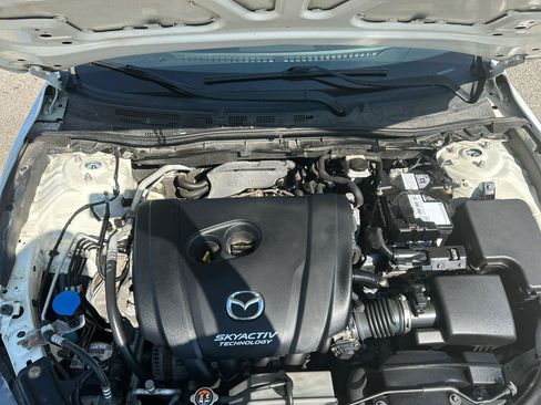 Used 2017 MAZDA MAZDA3 Grand Touring FWD image 27