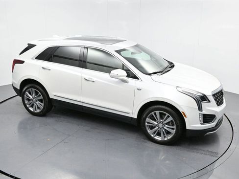 Certified 2024 Cadillac XT5 Premium Luxury w/ LPO, Floor Liner Package image 36