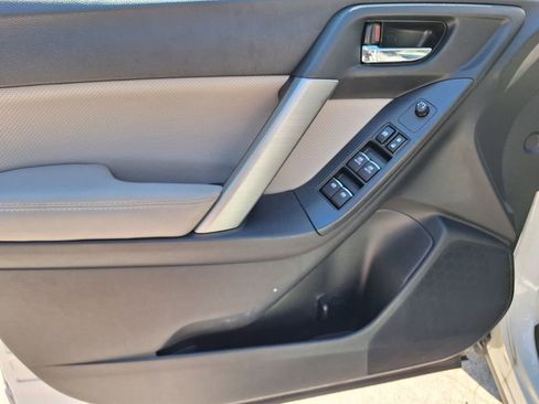 Used 2017 Subaru Forester 2.5i Limited image 30