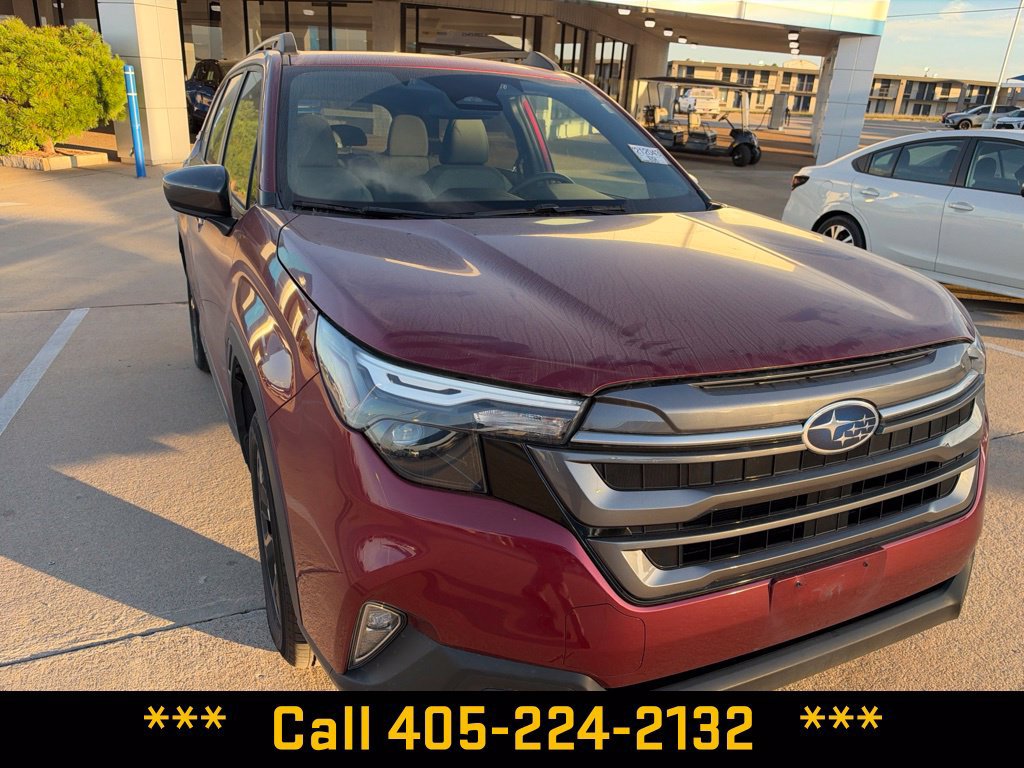 Used 2025 Subaru Forester Premium AWD/4WD image 14