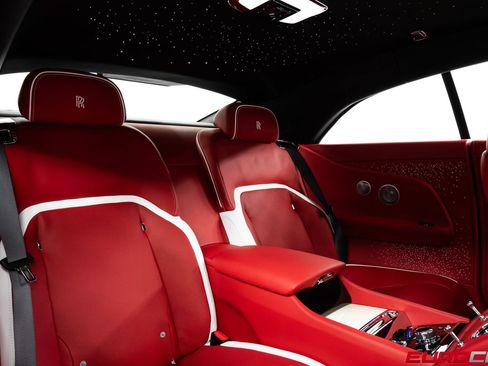 Used 2024 Rolls-Royce Spectre w/ Spectre Launch Package AWD/4WD image 37