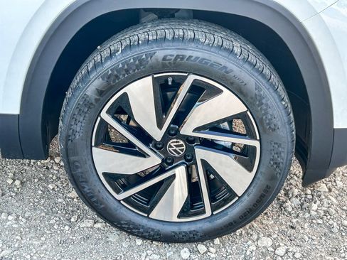 New 2026 Volkswagen Atlas SEL AWD/4WD image 12