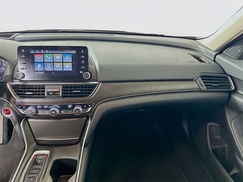 Certified 2022 Honda Accord Touring image 20