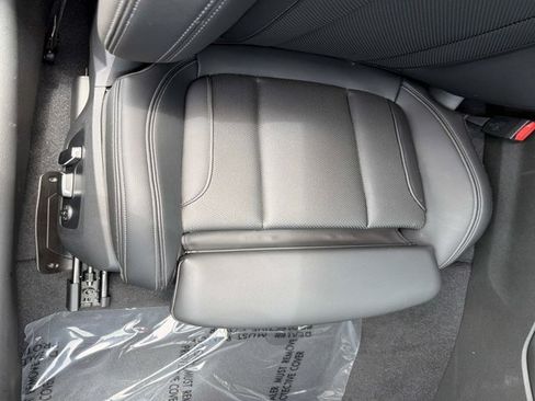 Used 2025 BMW 230i Coupe RWD image 14