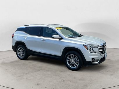 Used 2022 GMC Terrain SLT