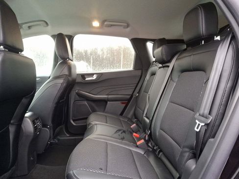 New 2025 Ford Escape SE image 5