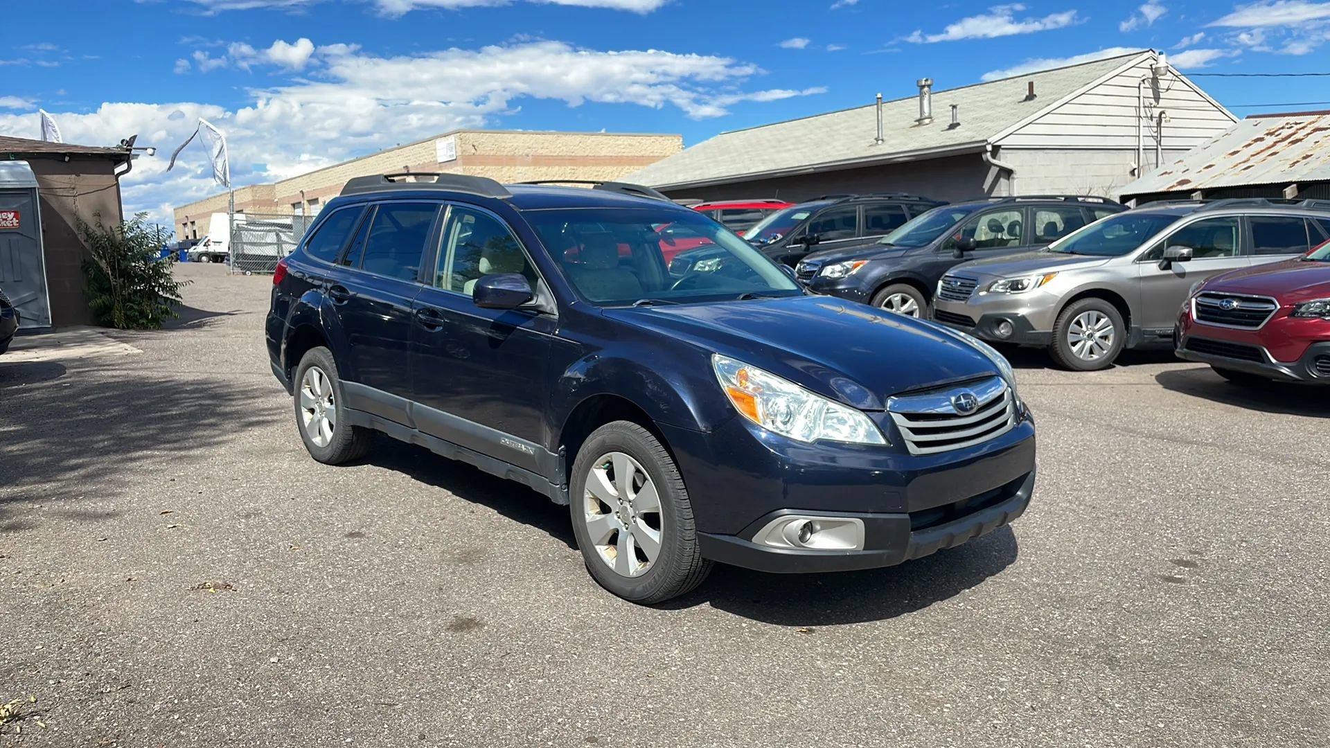 Used 2012 Subaru Outback 2.5i Premium w/ All-Weather Pkg AWD/4WD image 15