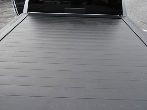 Used 2021 GMC Sierra 1500 SLT image 47