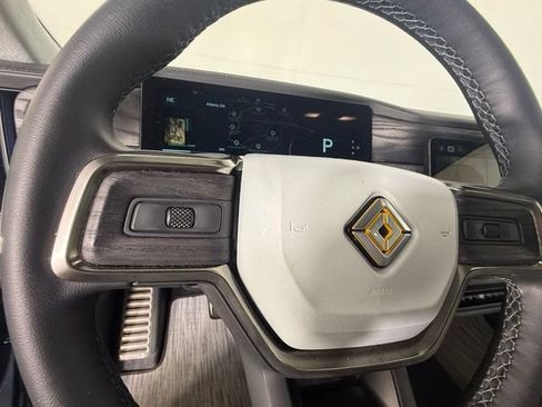 Used 2023 Rivian R1S Adventure AWD/4WD image 15
