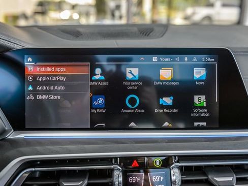 Used 2022 BMW X7 xDrive40i w/ M Sport Package AWD/4WD image 25