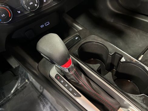 Used 2024 Chevrolet Trax RS image 21