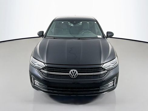 Used 2023 Volkswagen Jetta Sport FWD image 2