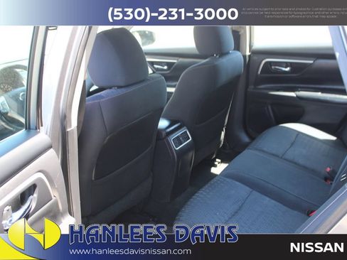 Used 2016 Nissan Altima 2.5 SV w/ Convenience Package FWD image 16