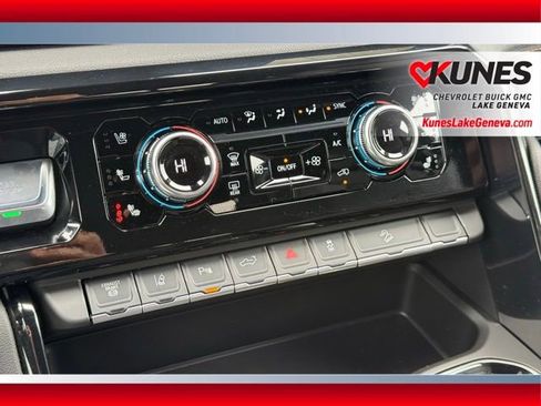 New 2026 GMC Sierra 2500 AT4 w/ AT4 Premium Plus Package image 30