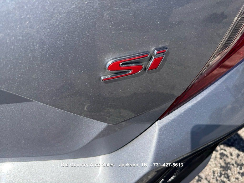 Used 2018 Honda Civic Si image 8