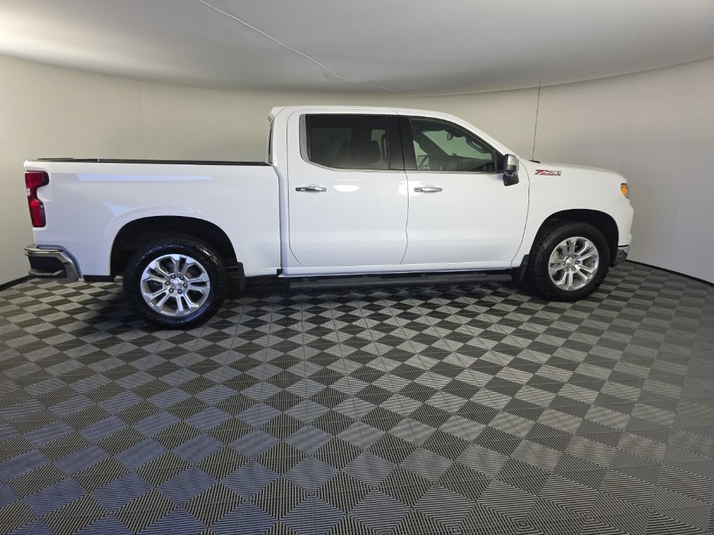 Used 2023 Chevrolet Silverado 1500 LTZ w/ LTZ Convenience Package II AWD/4WD image 6