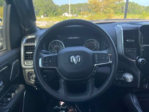 Used 2024 RAM 1500 Laramie AWD/4WD image 25