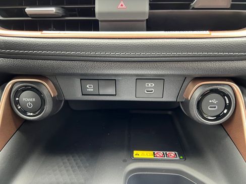 New 2026 Toyota Grand Highlander AWD Hybrid image 27