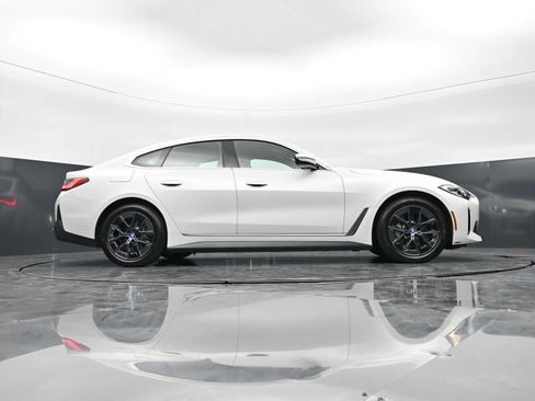 Certified 2023 BMW i4 eDrive35 RWD image 28