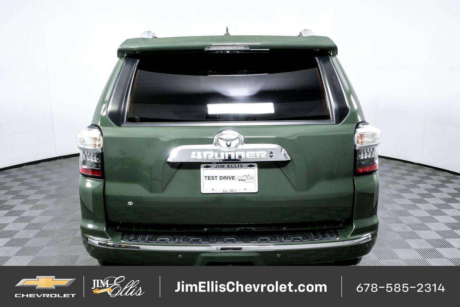 Used 2022 Toyota 4Runner Limited AWD/4WD image 27